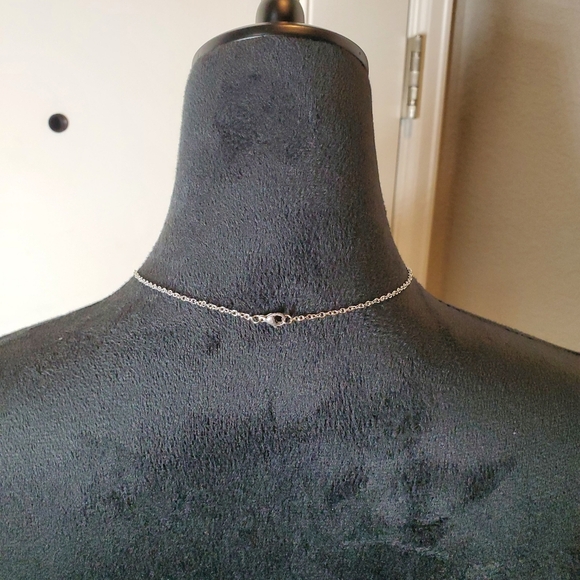 NWT Silver Tone Round Pendant Tree of Life Necklace - Picture 6 of 16